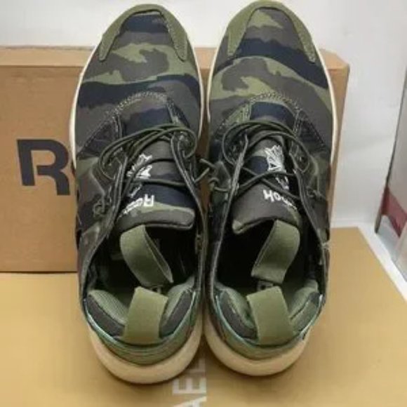 BNIB Men’s  REEBOK CLASSIC FURYLITE SR in The GreenFlower (Camouflage) - Picture 6 of 9